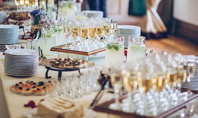catering-food-wedding-buffet-450w-656778715